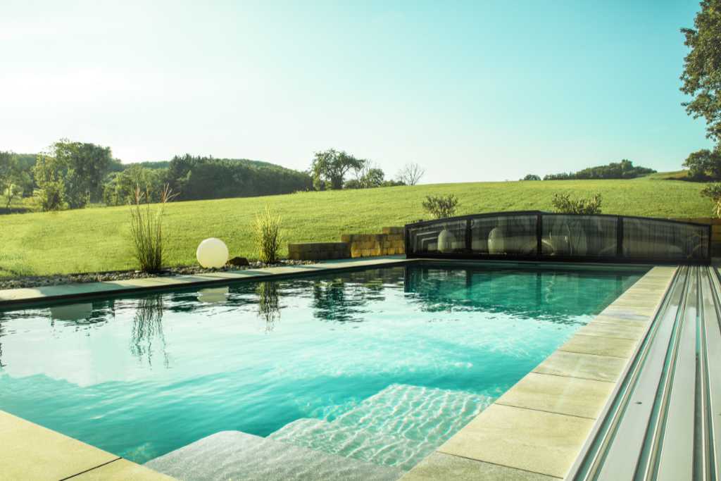 Poolbau